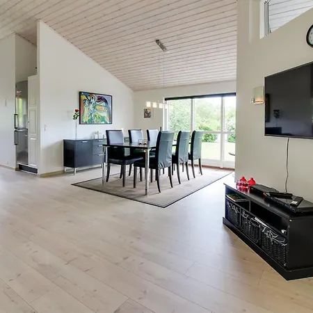 Casa de Férias Jannic - 300m To The Fjord By Interhome