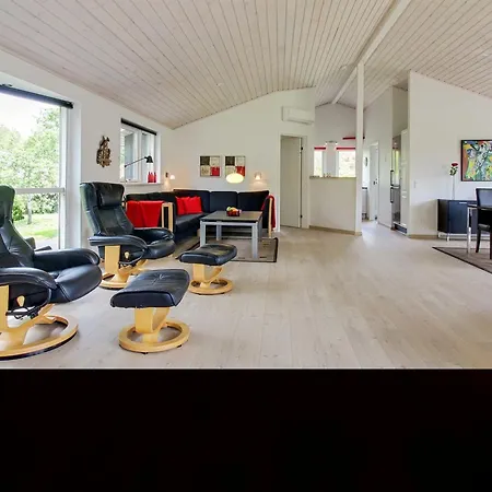 Casa de Férias Jannic - 300m To The Fjord By Interhome